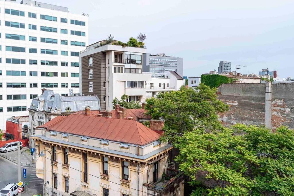 Beautiful Studio - Top Location - Netflix บูคาเรสต์ ภายนอก รูปภาพ